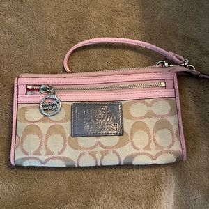 Coach Poppy Wristlet